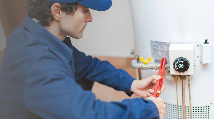 Professional water heater repair in Wawaka, IN